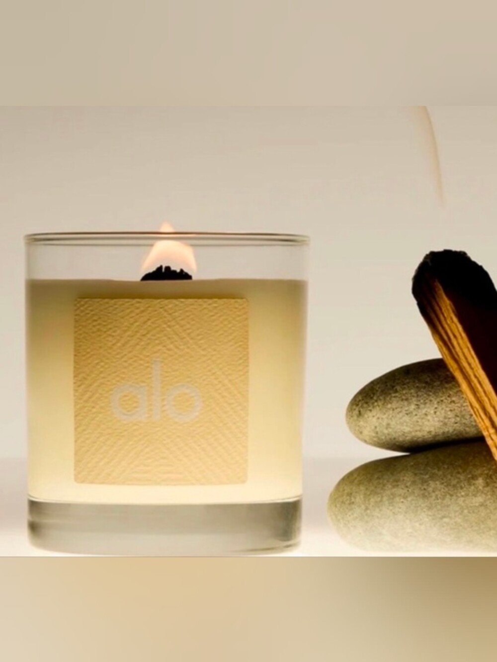 New Alo Sandalwood Wick Signature Candle